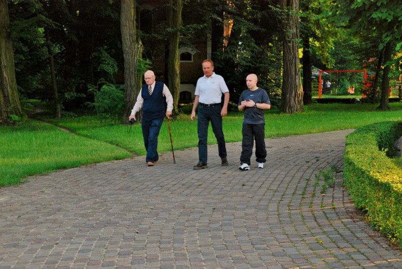 Plik:W drodze na grill Zjazd 2014 e.jpg