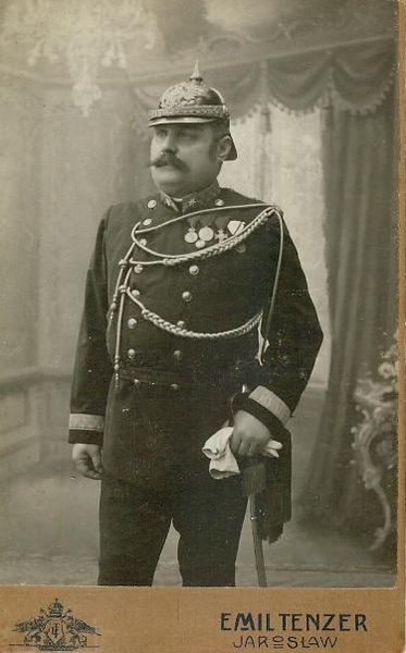 Plik:Piotr Brodowicz.jpeg