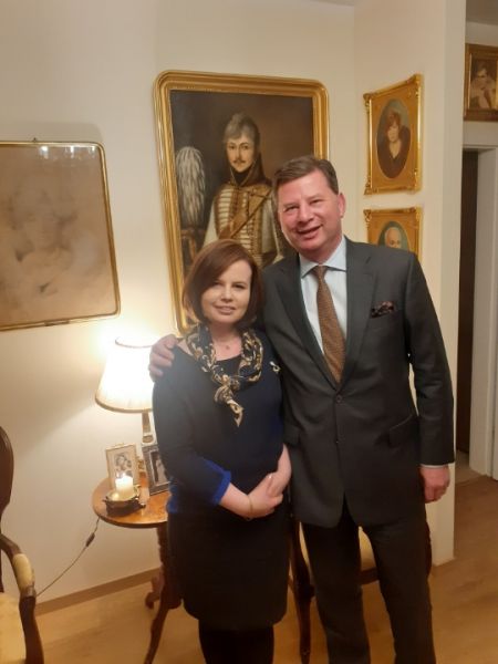 Plik:Anna z bratem mec.hr. Xawerym Konarskim.jpg