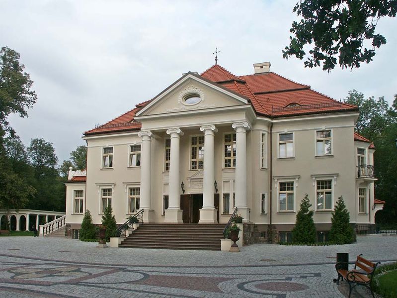 Plik:Tlokinia palac Chrystowskich.jpg