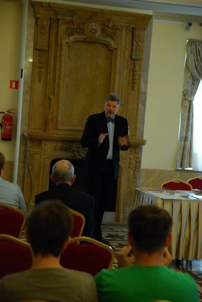 Plik:I prelekcja Zjazd 2014 e.jpg