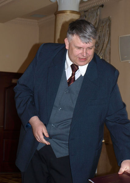 Plik:Prezes otwarcie II zjazdu 1.JPG