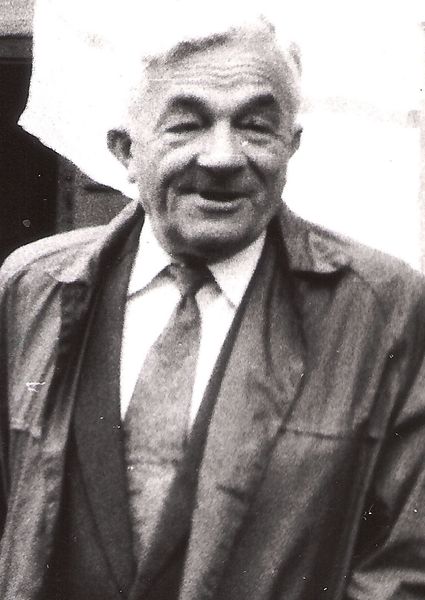 Plik:Adam Starzycki.jpg