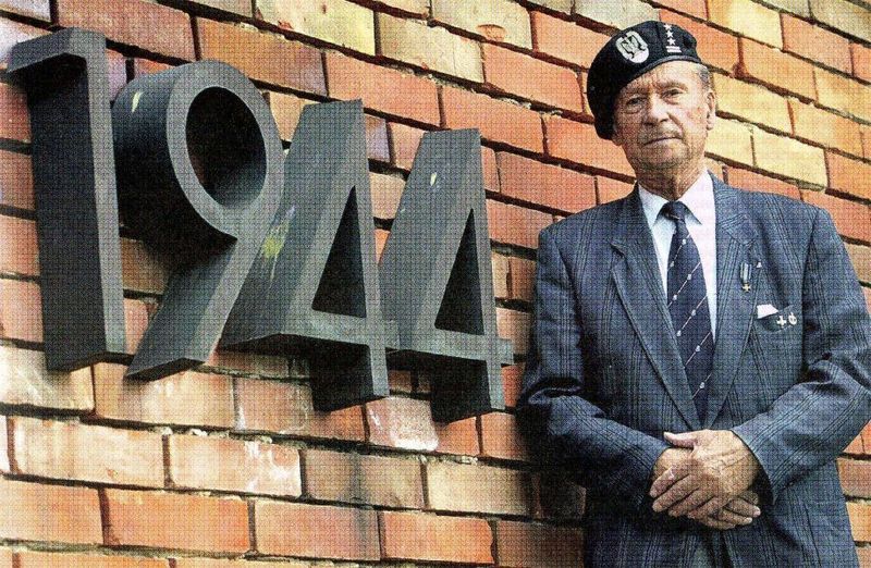 Plik:General Scibor Ryslki.jpg